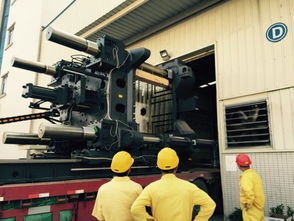 專業(yè)高效——鄭州明通公司LG1800注塑機(jī)吊裝搬運(yùn)及技術(shù)服務(wù)